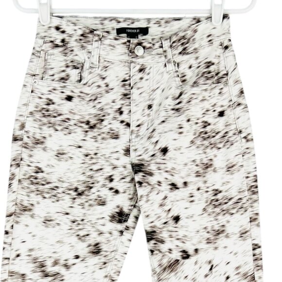 NWT Forever 21 Women's Brown & White Animal Print Flared Jeans Mid Rise Size 25 - Picture 3 of 14